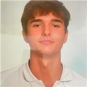Estudiante de 3º de Ingeniería en Tecnologías Industriales, con conocimientos avanzados en diversas materias de ciencias.